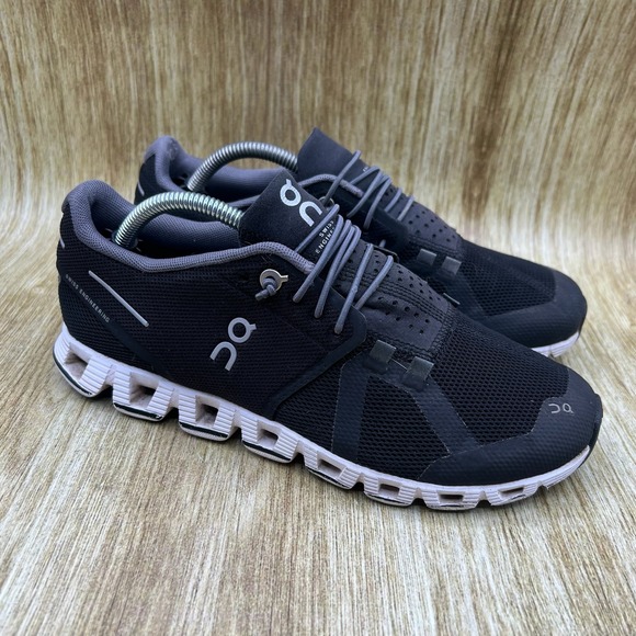 On Cloud Cloud 5 Women's Size 7.5 Running Shoes Black Sneakers Athletic - Picture 1 of 10